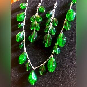 Vintage 1960s glass necklace & earring set